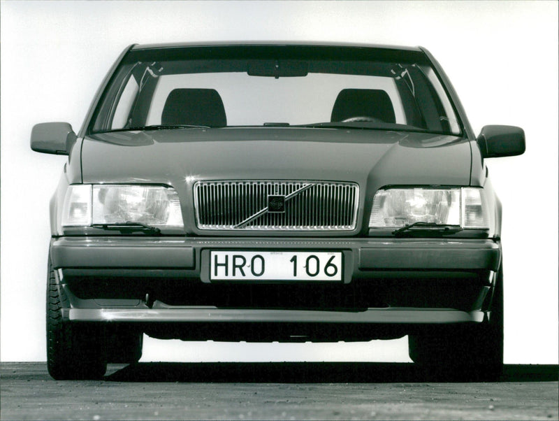 Volvo 850 GL - Vintage Photograph