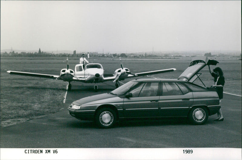 1989 Citroen XM V6 - Vintage Photograph