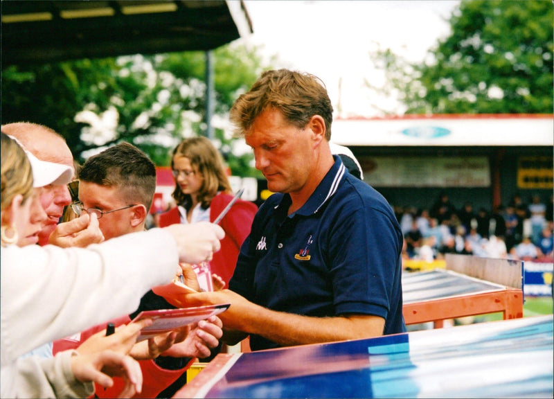 Glenn Hoddle - Vintage Photograph