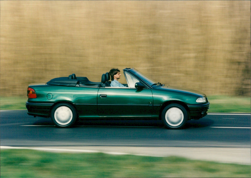 Opel Astra Cabrio - Vintage Photograph