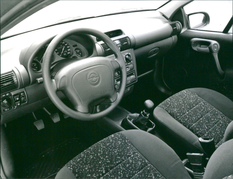 1994 Opel Tigra - Vintage Photograph