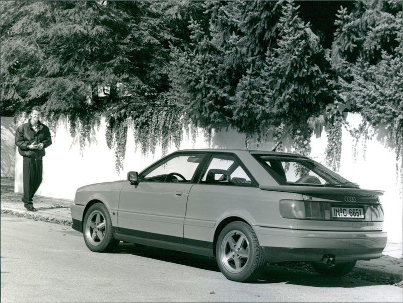 Audi Coupe S2 - Vintage Photograph