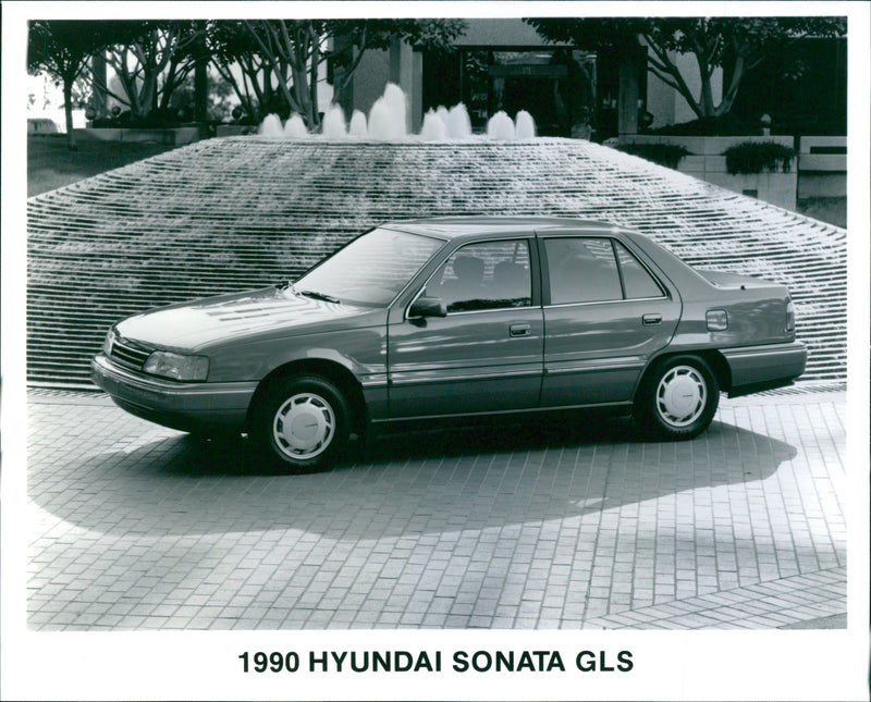1990 Hyundai Sonata GLS - Vintage Photograph