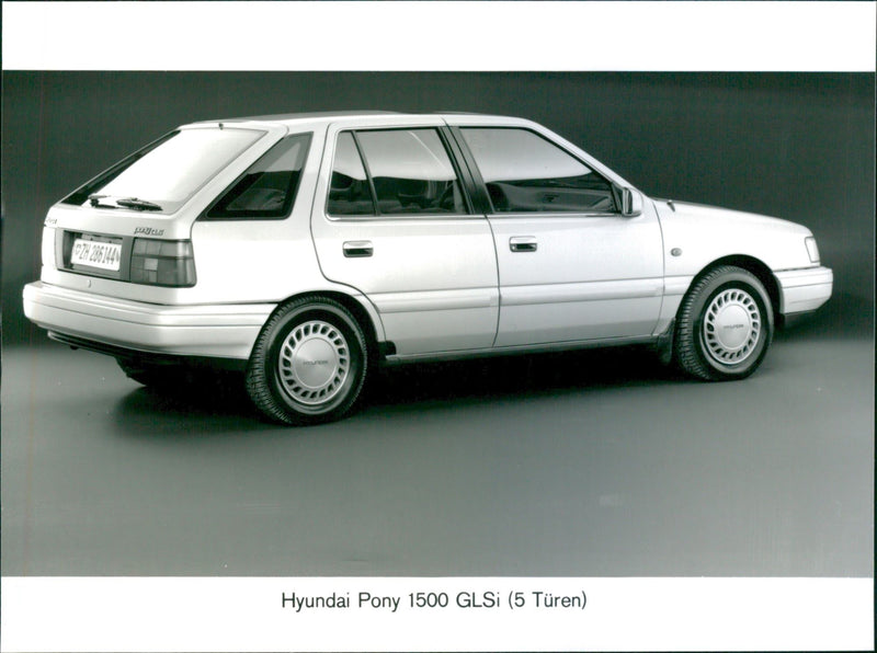 1990 Hyundai - Vintage Photograph