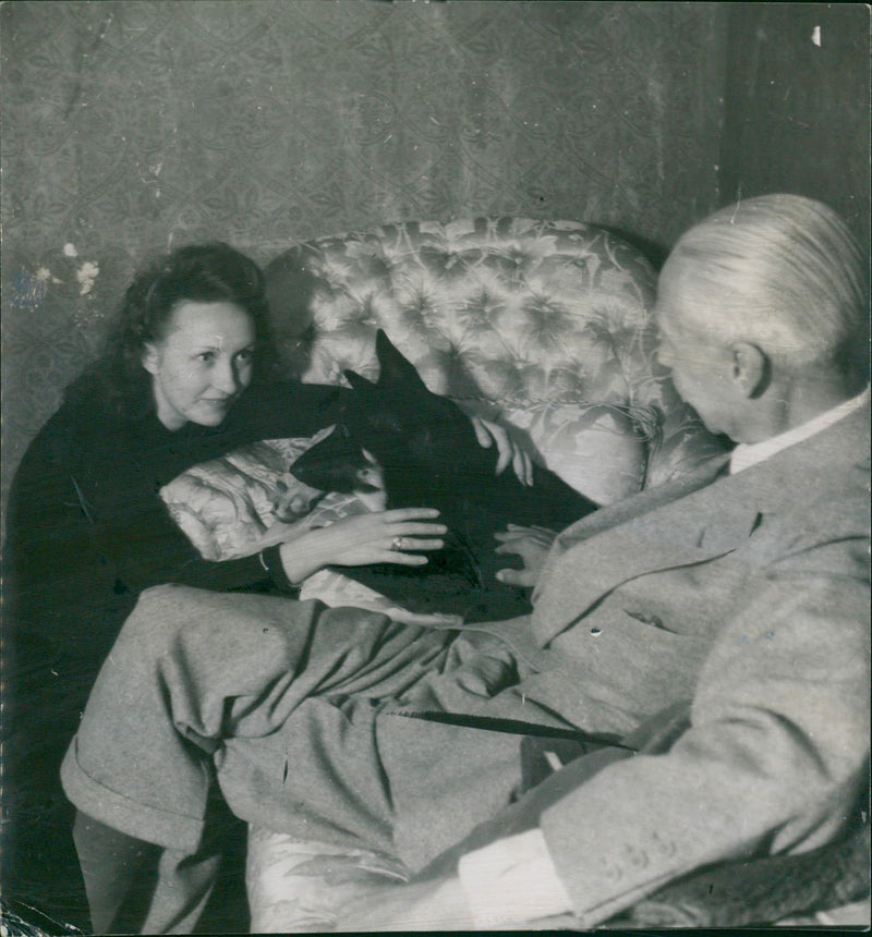 German crown prince Wilhelm with Gerda Puhlmann - Vintage Photograph