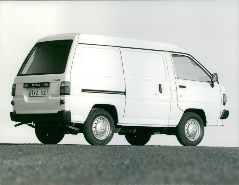 Toyota LITE-ACE - Vintage Photograph