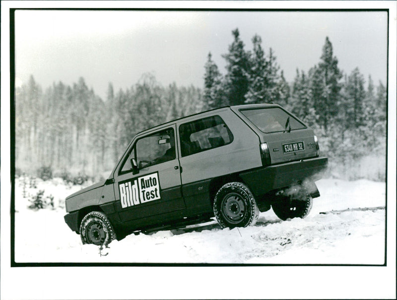 Fiat Panda 4 × 4 - Vintage Photograph