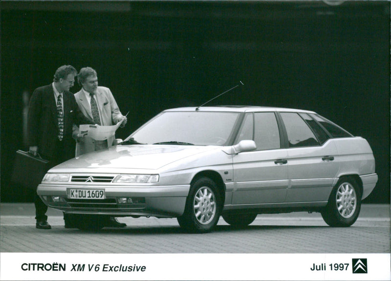 CITROËN XM V6 - Vintage Photograph