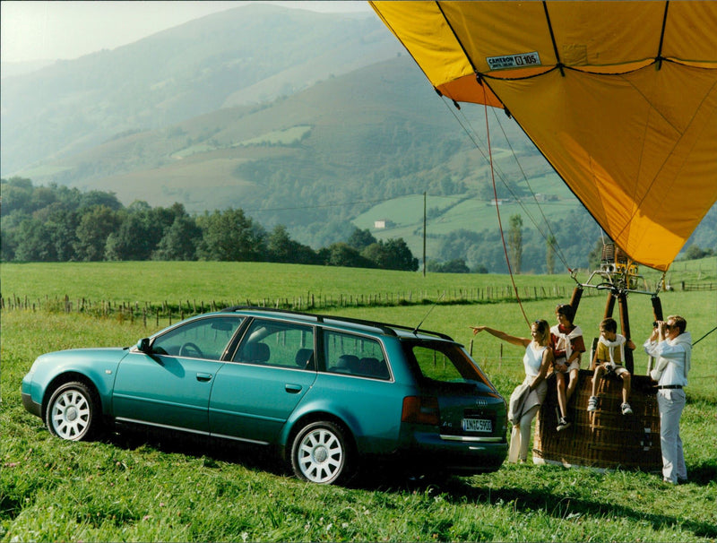 1998 Audi A6 Avant - Vintage Photograph