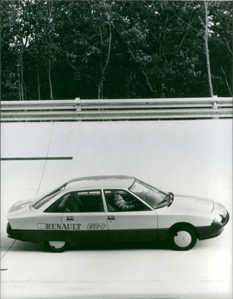 Renault - Vintage Photograph