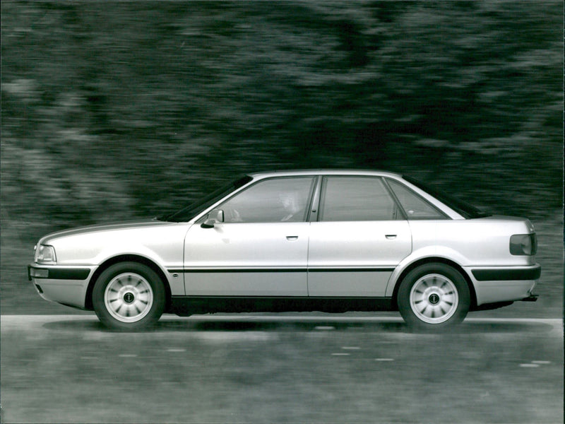 1992 Audi 80 2.6 E / Audi 80 quattro 2.6 E - Vintage Photograph