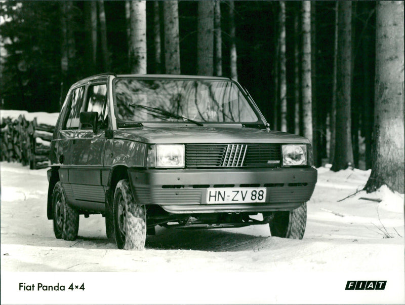 Fiat Panda 4 × 4 - Vintage Photograph