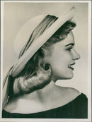 Model fashion hat - Vintage Photograph