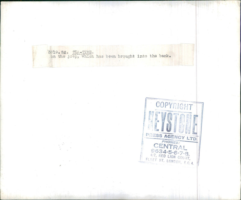 Tea-Time. - Vintage Photograph