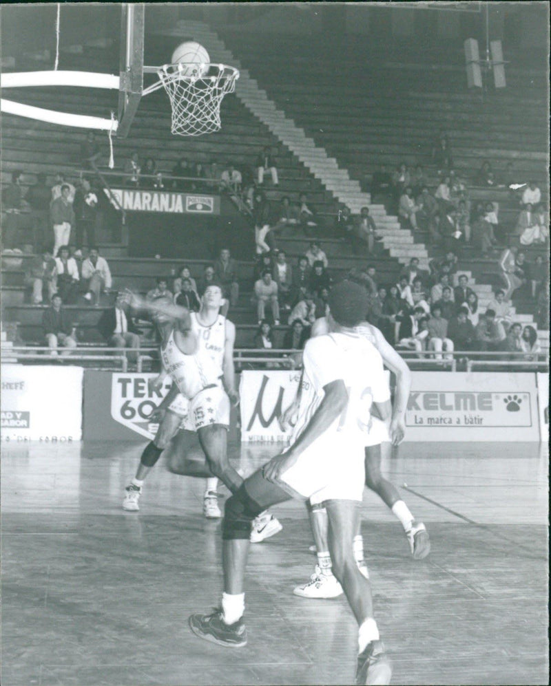 Sprite cup Basketball 1990 - Vintage Photograph