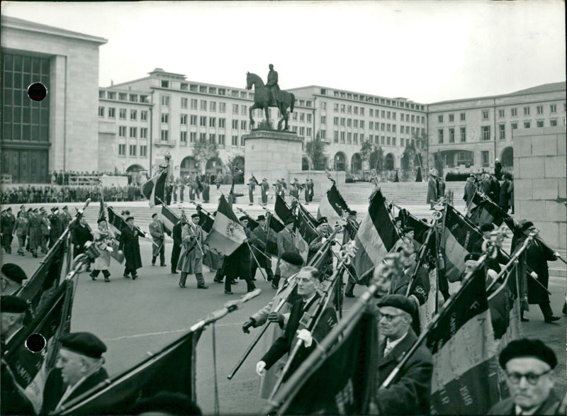 Albert the First monument - Vintage Photograph
