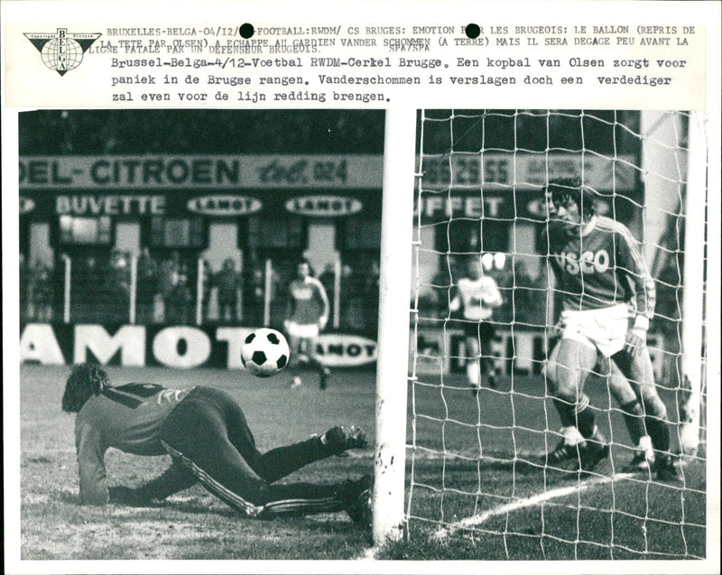 Belgian soccer: RWDM vs Cercle Brugge - Vintage Photograph