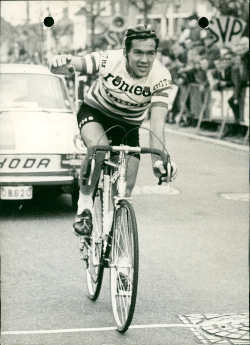 Cycling: GP Stad Vilvoorde - Vintage Photograph