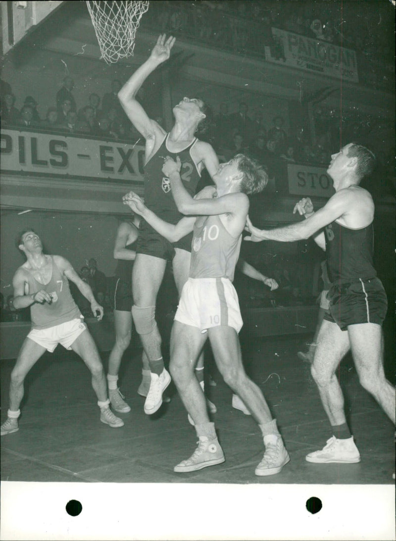 Basketball: Belgium vs Holland - Vintage Photograph