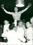 Boxing: Pierre Cossemyns vs Jimmy Carson - Vintage Photograph