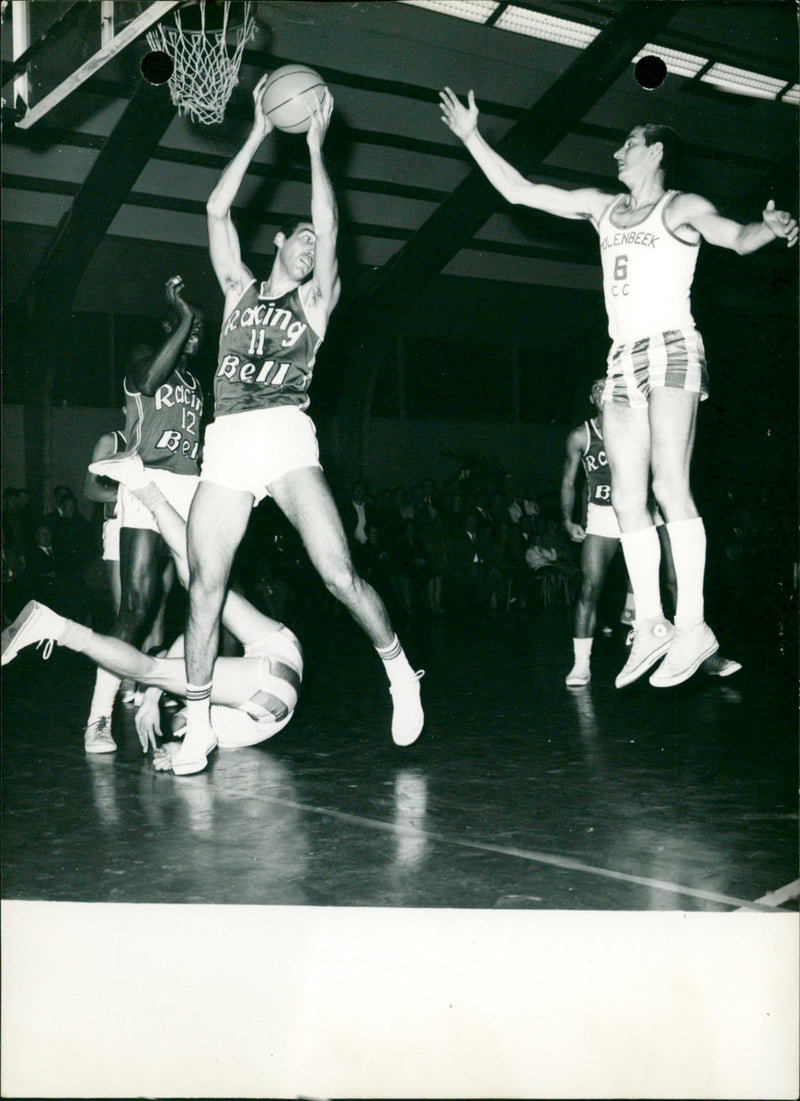Basketball player Loridon on counter attack - Vintage Photograph