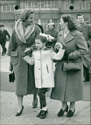 Melle Anne Passagez - Vintage Photograph