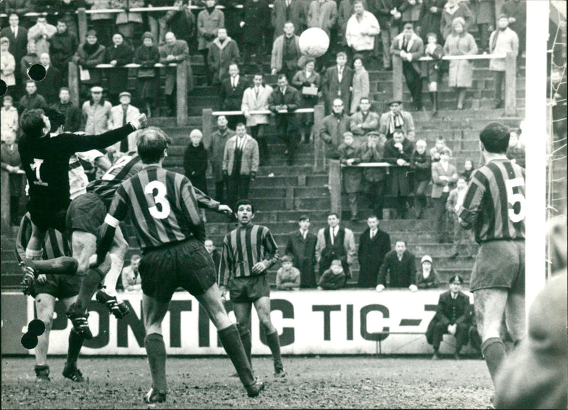 Belgian Football: Union St. Gillis- FC Liege - Vintage Photograph