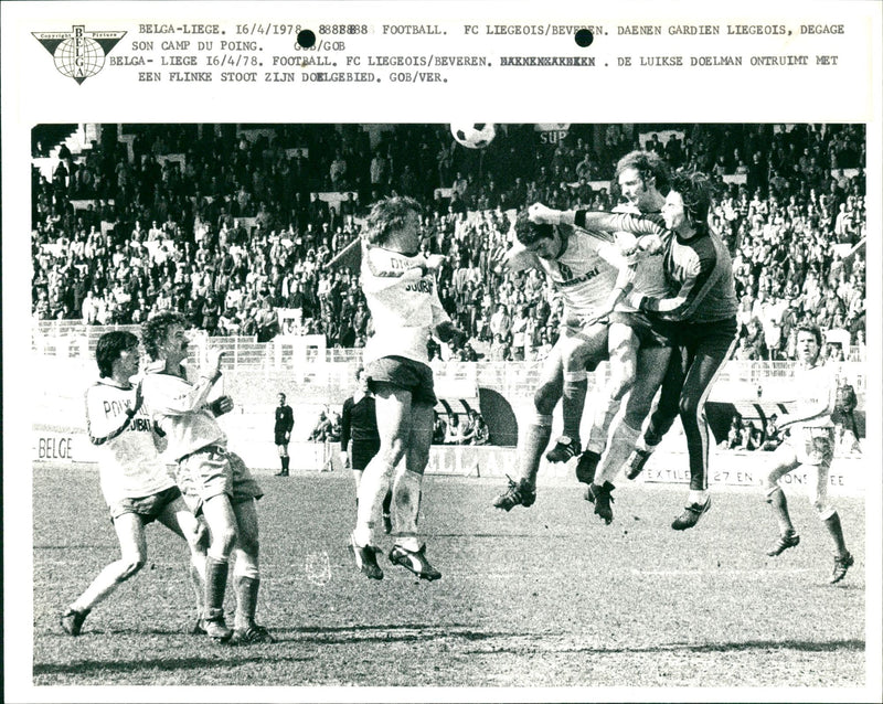 Goalkeeper Daenen clears the ball with his fist - Vintage Photograph