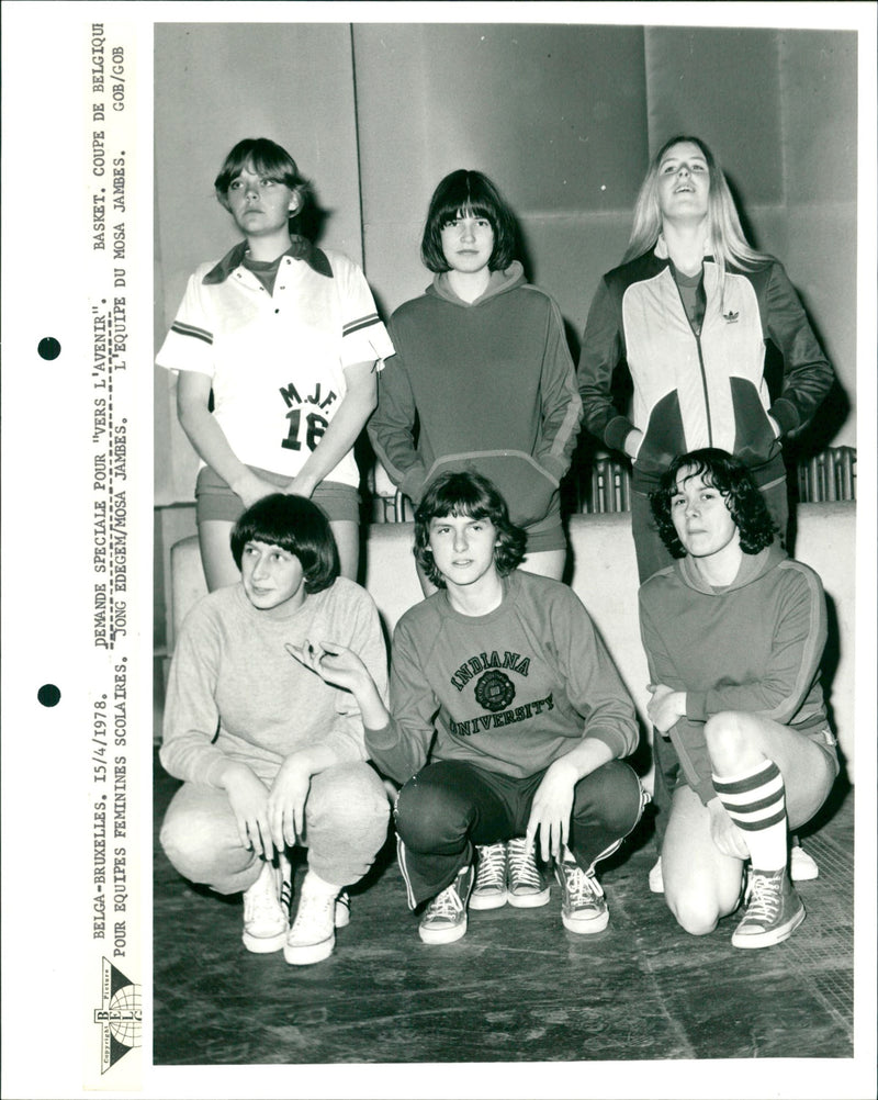 Basketball: Girls school championships - Vintage Photograph