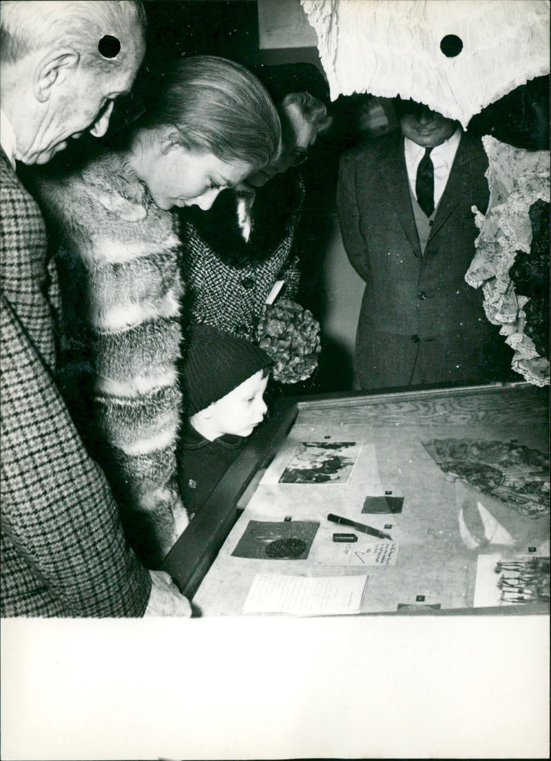 Princess Paola visits Queen Elisabeth exhibition. - Vintage Photograph