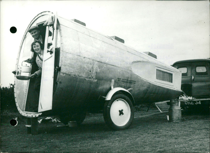 Recicled caravan - Vintage Photograph