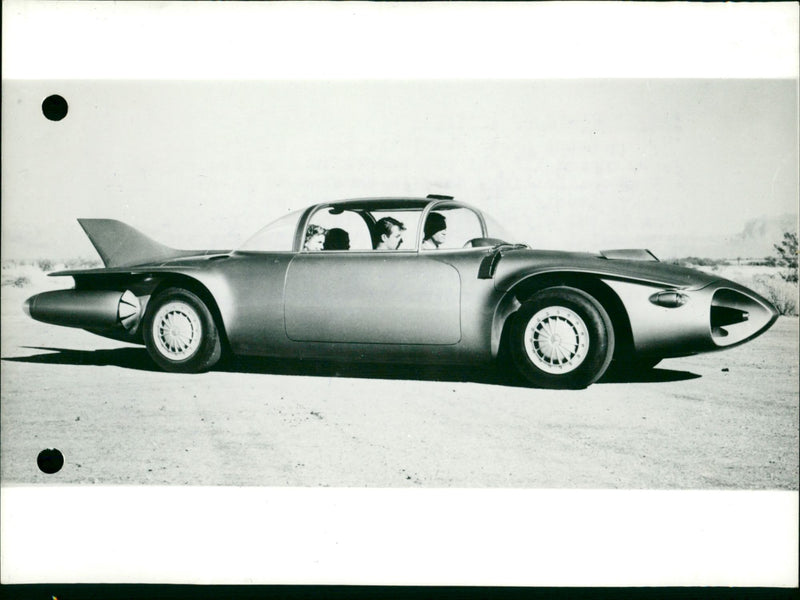 The car of the future: Firebird II - Vintage Photograph