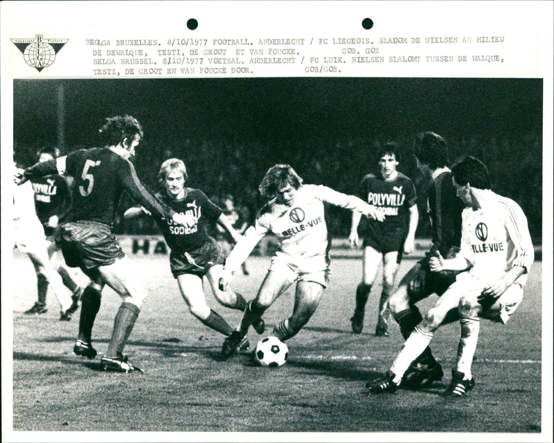 Belgian football duel opposing the clubs of Anderlecht and FC Liegois - Vintage Photograph