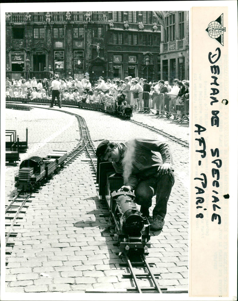 Model trains presentation - Vintage Photograph