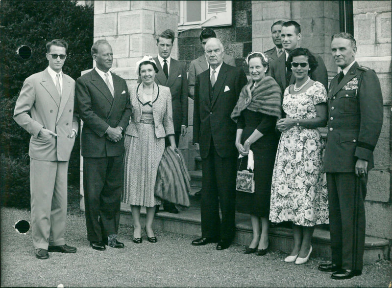 King Leopold and Princess Liliane received guests - Vintage Photograph