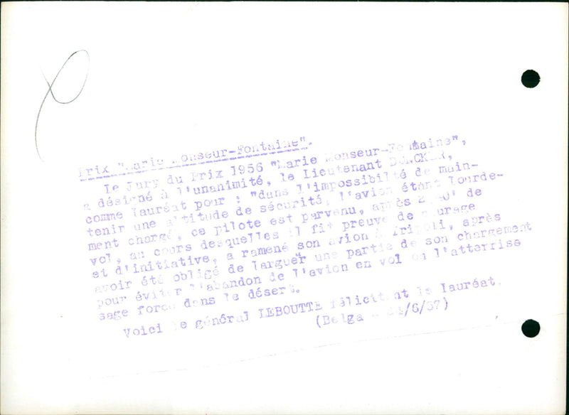 Lieutenant Doncker receving the 1956 "Marie Monseur-Fontaine" Prize. - Vintage Photograph