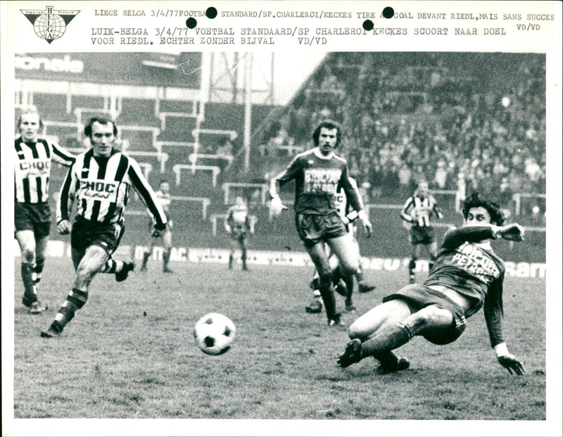 Belgian Soccer: Standard Luik vs Sp. Charleroi - Vintage Photograph