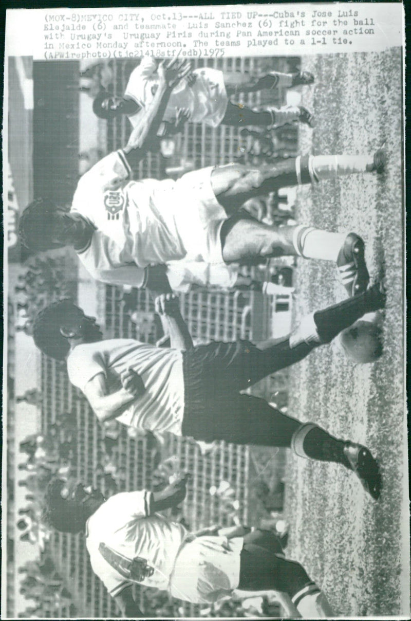 1975 Panamerican Games Mexico- Football Cuba- Uruguay - Vintage Photograph