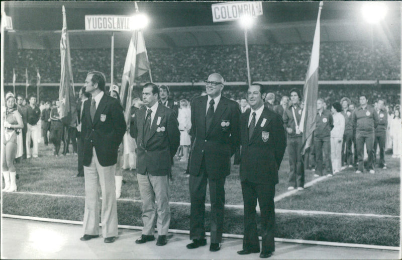 Opening ceremony of the World Cup swimming 1975 - Vintage Photograph