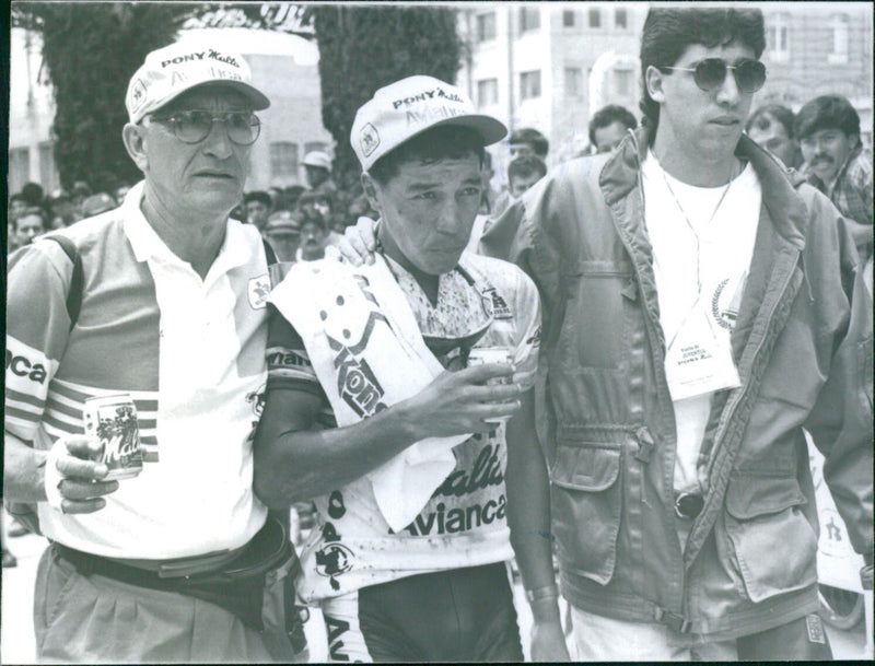 Youth cycling championship of Colombia - Vintage Photograph