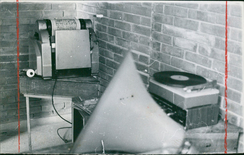 Mimeograph or stencil duplicator - Vintage Photograph
