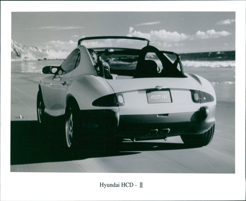 Hyundai HCD-III - Vintage Photograph