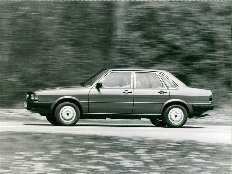 1982 Audi 80 GLE - Vintage Photograph