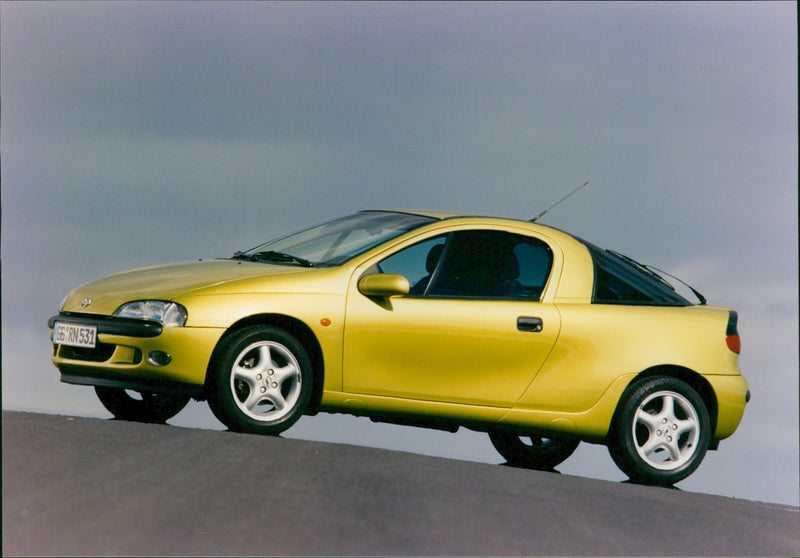 1998 Opel Tigra - Vintage Photograph
