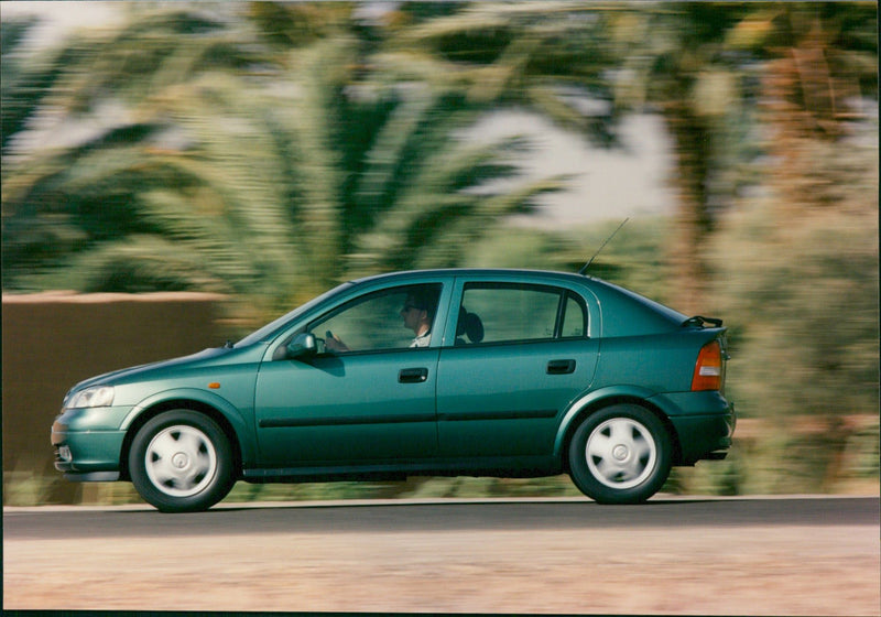 1998 Opel Astra - Vintage Photograph