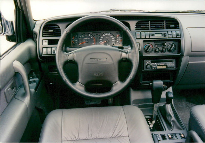 1998 Opel Monterey - Vintage Photograph