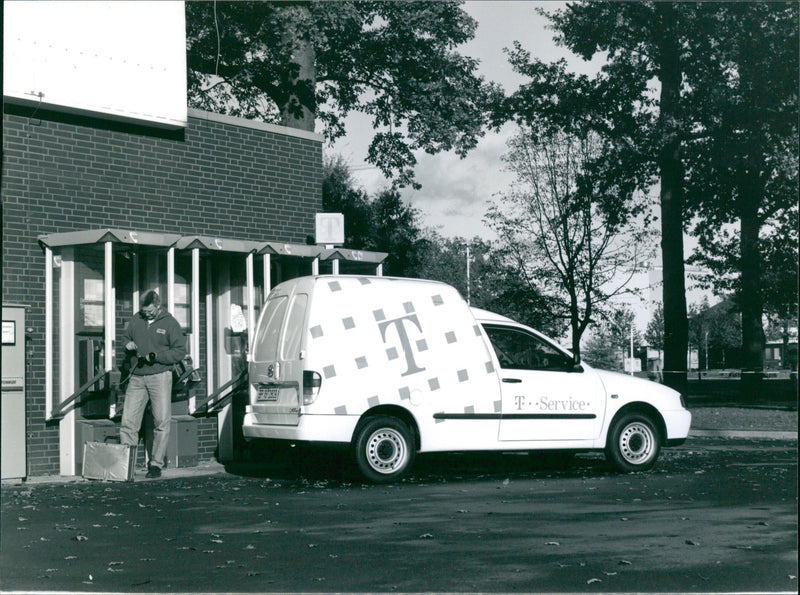 VW Caddy - Vintage Photograph