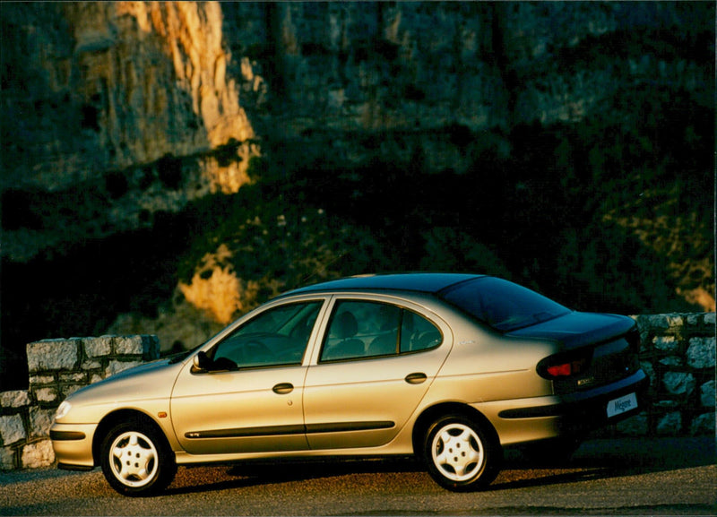 1995 Renault Mégane - Vintage Photograph