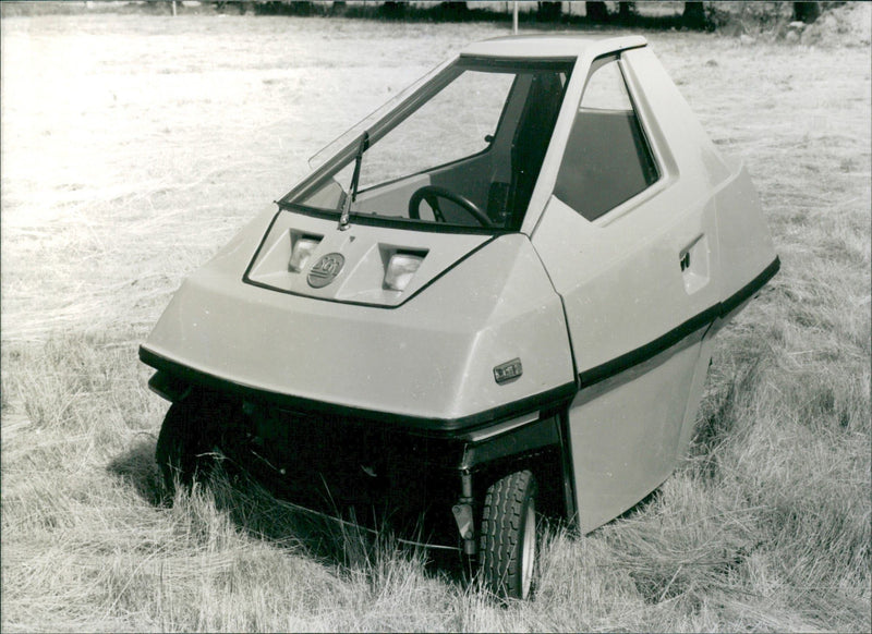 SGS - Vintage Photograph