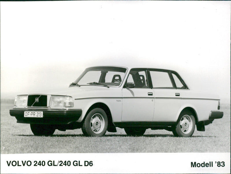 1983 Volvo 240 GL/240 GL D6 - Vintage Photograph